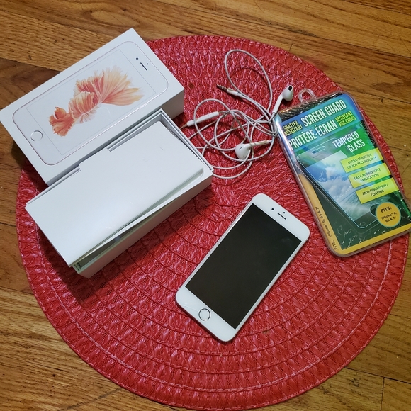 Apple iPhone 6S Unlocked 32GB - Picture 6 of 6